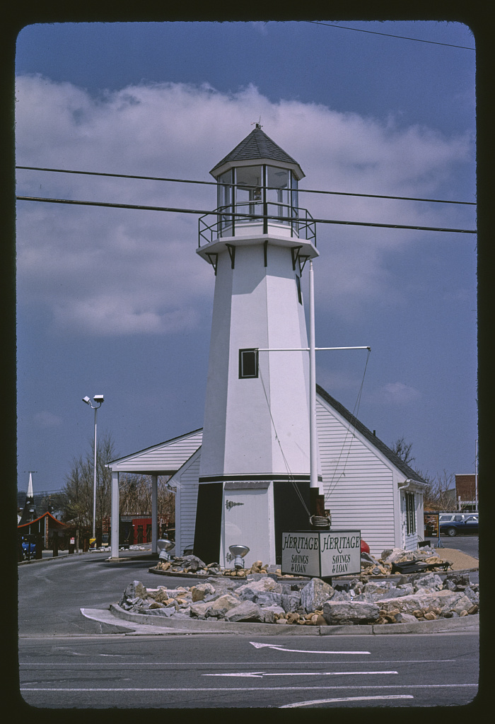 Heritage Savings and Loan, Weems Lane, Winchester, Virginia