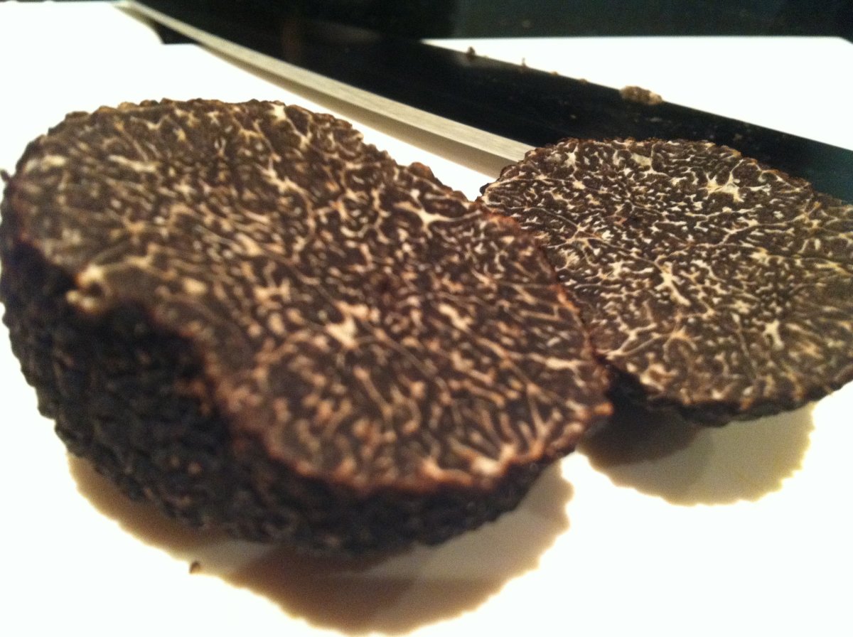 Three easy ways to preserve fresh truffles