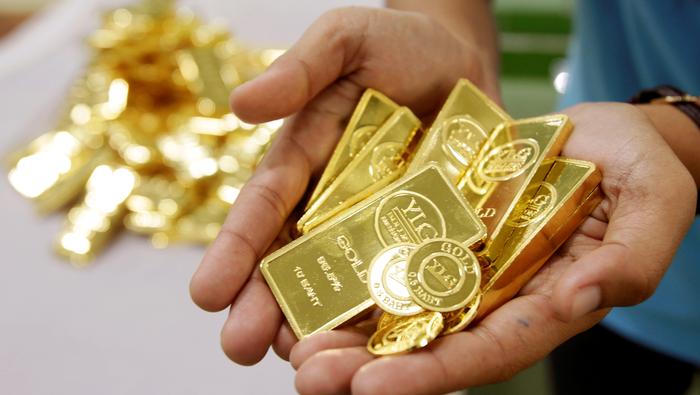 Gold Prices Hold Above $1,800 on Weaker USD, Geopolitical Unrest ...