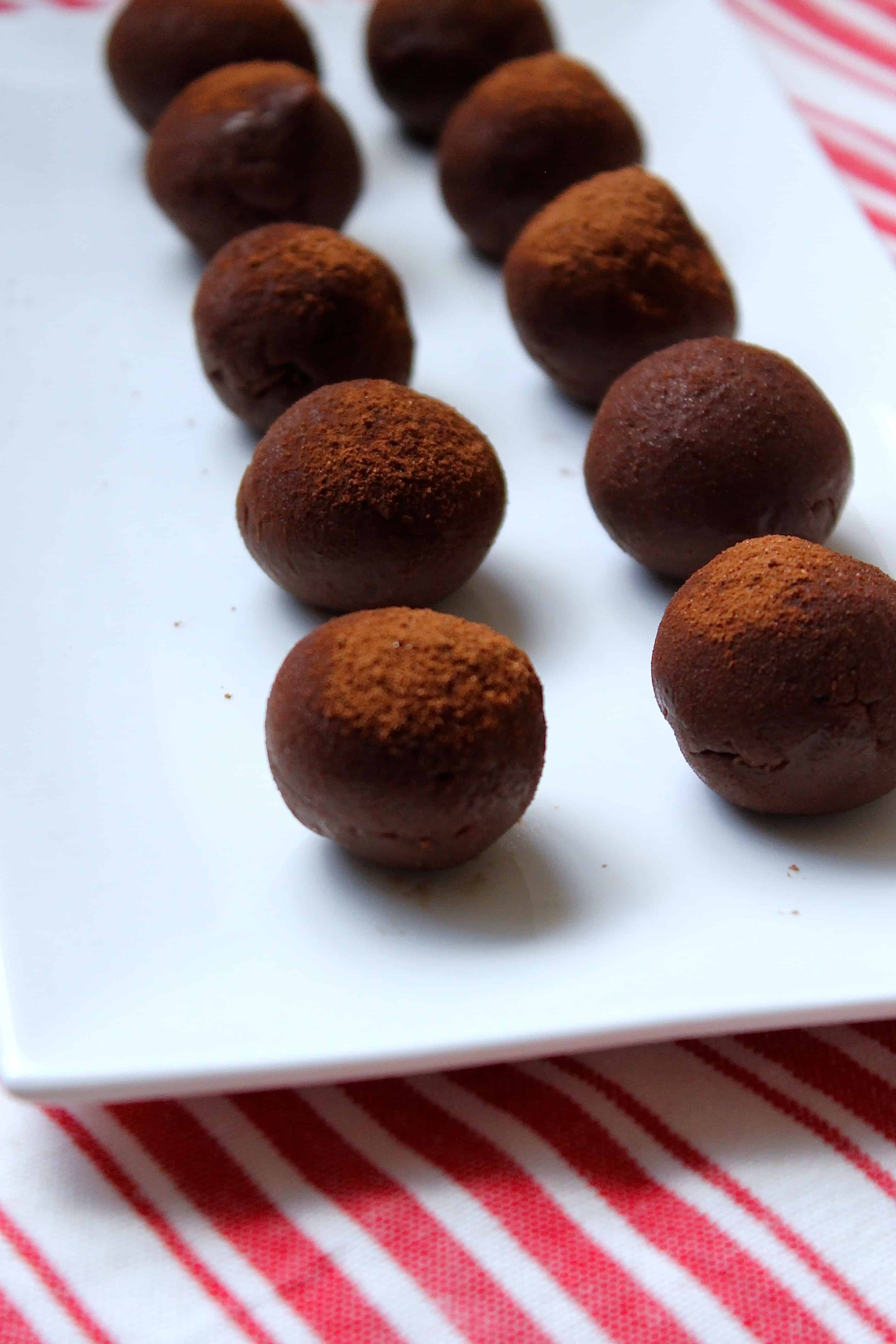 Receta de trufas de chocolate deliciosa y facil\u00edsima - Hispana Global